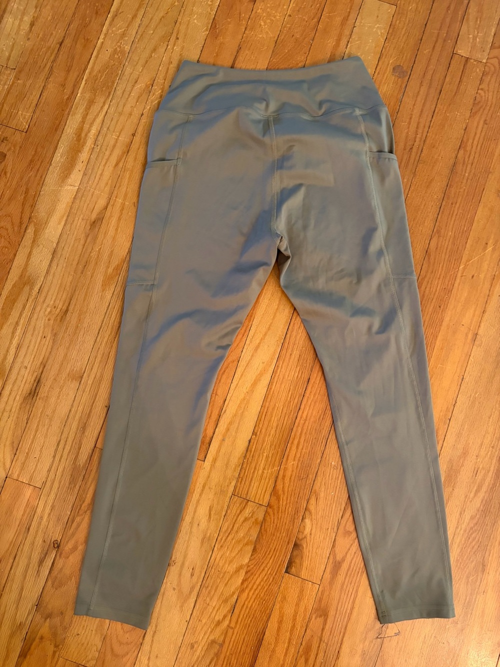 Gymshark Olive Green Athletic Leggings with Side Pockets Size L - Picture 2 of 6